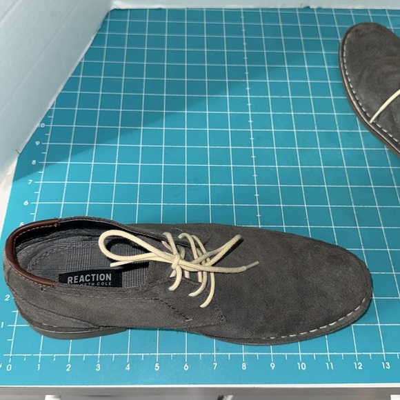 Kenneth Cole Reaction Gray Suede Desert Wind Low Ankle Boot Mens Size 10.5 - Picture 10 of 12